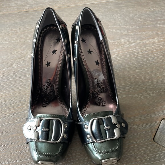 Naughty Monkey Green Buckle Studded pumps, size 8 - Picture 3 of 11